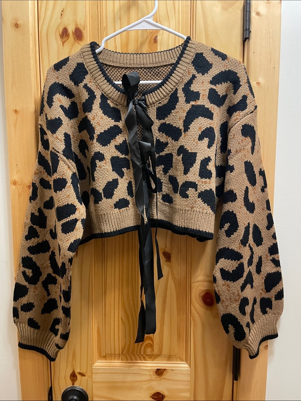 Leopard-Print Cropped Knit Sweater Cardigan - Tan/Black (size small)
